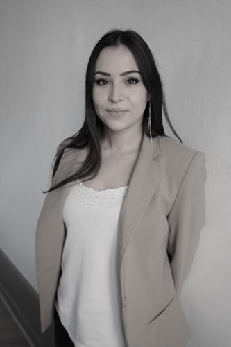 Natacha DEBON