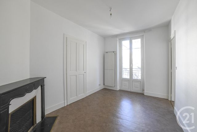 Afficher la photo en grand Appartement T4 à vendre - 4 pièces - 75.31 m2 - AIX LES BAINS - 73 - RHONE-ALPES - Century 21 Alp-Immo-Confiance