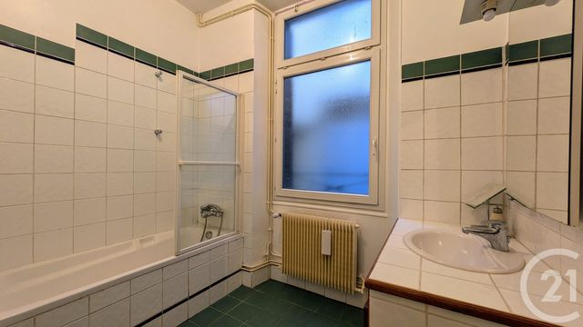 Appartement T2 à vendre - 2 pièces - 71.6 m2 - AIX LES BAINS - 73 - RHONE-ALPES - Century 21 Alp-Immo-Confiance