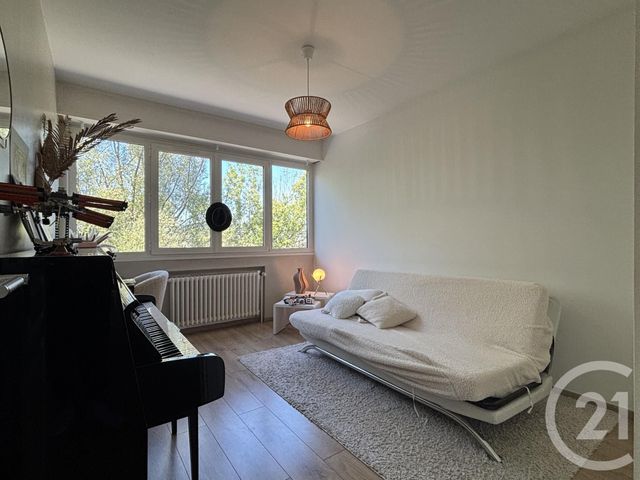 Appartement T3 à vendre - 3 pièces - 74.38 m2 - CRAN GEVRIER - 74 - RHONE-ALPES - Century 21 Alp-Immo-Confiance