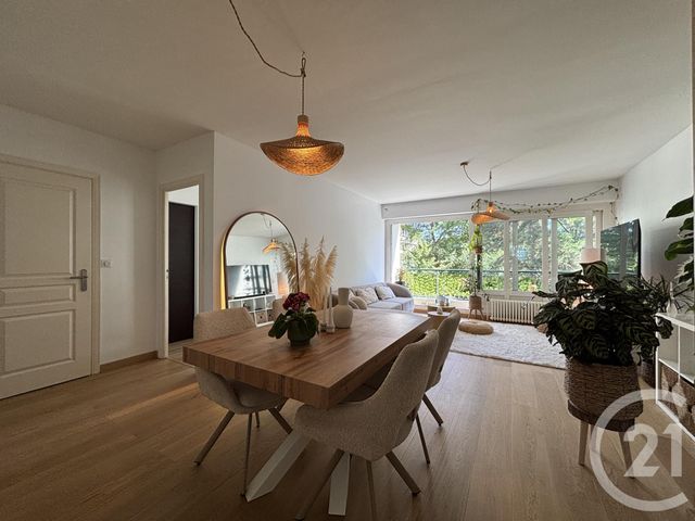 Appartement T3 à vendre - 3 pièces - 74.38 m2 - CRAN GEVRIER - 74 - RHONE-ALPES - Century 21 Alp-Immo-Confiance