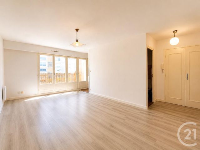 Appartement T1 à vendre - 1 pièce - 31.78 m2 - AIX LES BAINS - 73 - RHONE-ALPES - Century 21 Alp-Immo-Confiance