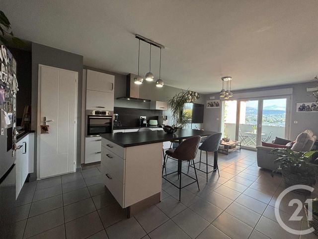 Appartement T3 à vendre - 3 pièces - 67.71 m2 - LA MOTTE SERVOLEX - 73 - RHONE-ALPES - Century 21 Alp-Immo-Confiance