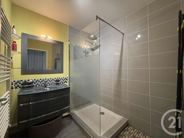 Appartement T3 à vendre - 3 pièces - 67.71 m2 - LA MOTTE SERVOLEX - 73 - RHONE-ALPES - Century 21 Alp-Immo-Confiance