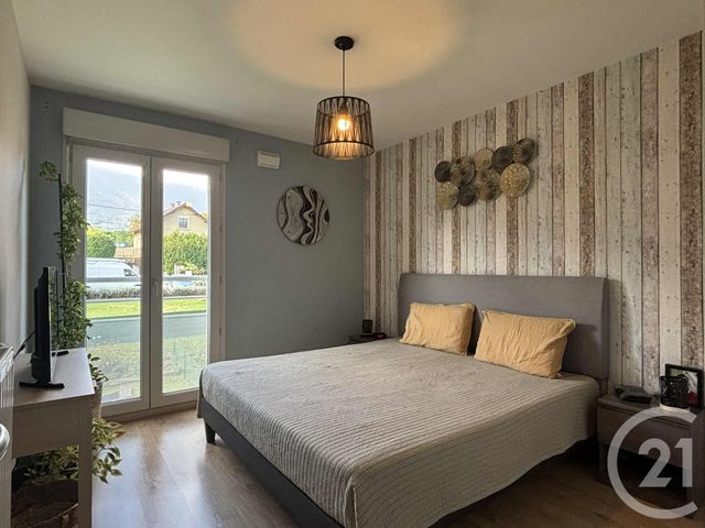 Appartement T3 à vendre - 3 pièces - 67.71 m2 - LA MOTTE SERVOLEX - 73 - RHONE-ALPES - Century 21 Alp-Immo-Confiance