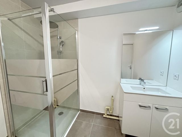 Appartement F2 à louer - 2 pièces - 42.0 m2 - AIX LES BAINS - 73 - RHONE-ALPES - Century 21 Alp-Immo-Confiance