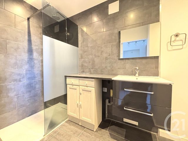 Appartement T3 à louer - 3 pièces - 56.88 m2 - AIX LES BAINS - 73 - RHONE-ALPES - Century 21 Alp-Immo-Confiance