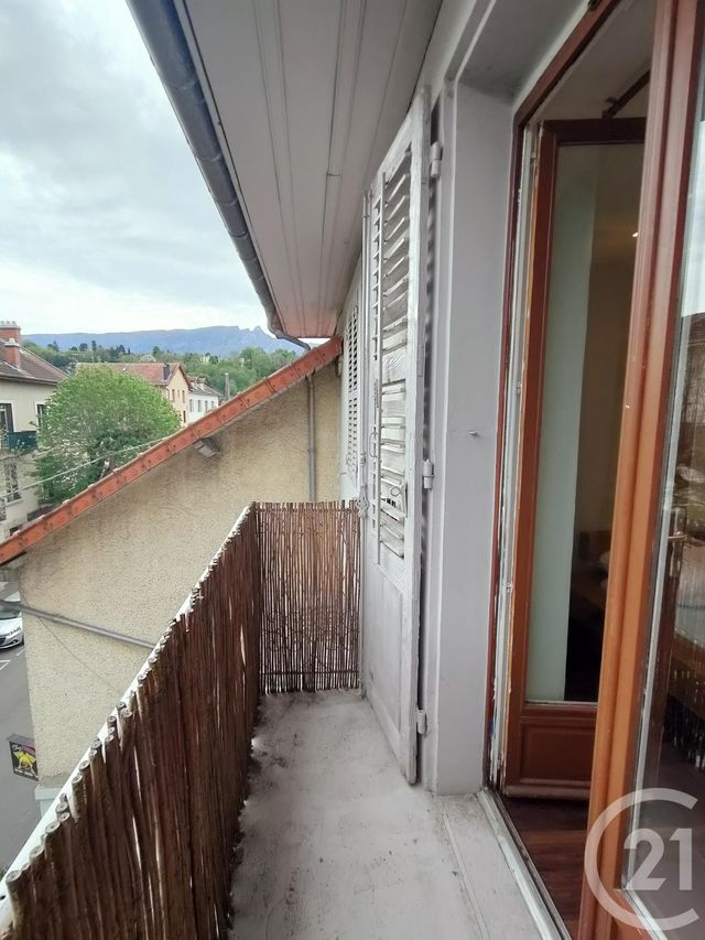Appartement T3 à louer - 3 pièces - 56.88 m2 - AIX LES BAINS - 73 - RHONE-ALPES - Century 21 Alp-Immo-Confiance