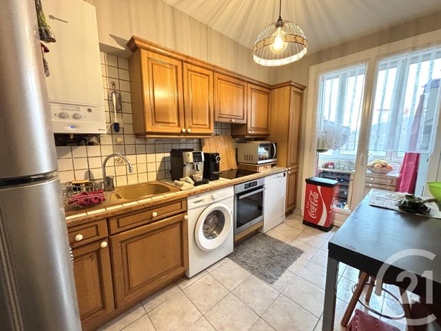 Appartement T4 à louer - 4 pièces - 72.12 m2 - AIX LES BAINS - 73 - RHONE-ALPES - Century 21 Alp-Immo-Confiance