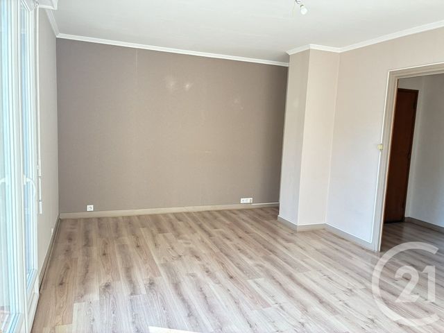 Appartement T4 à louer - 4 pièces - 72.12 m2 - AIX LES BAINS - 73 - RHONE-ALPES - Century 21 Alp-Immo-Confiance