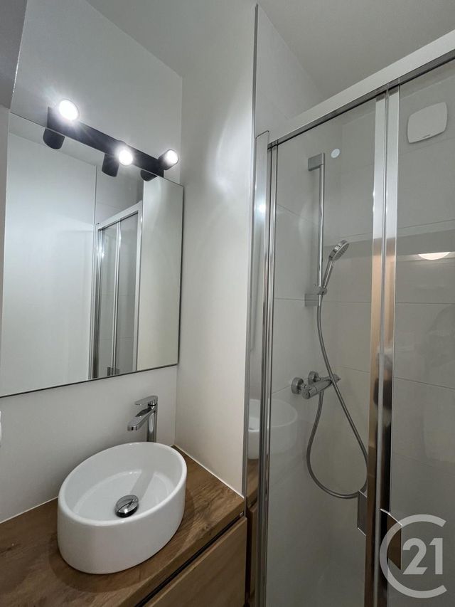 Appartement F2 à louer - 2 pièces - 34.0 m2 - AIX LES BAINS - 73 - RHONE-ALPES - Century 21 Alp-Immo-Confiance