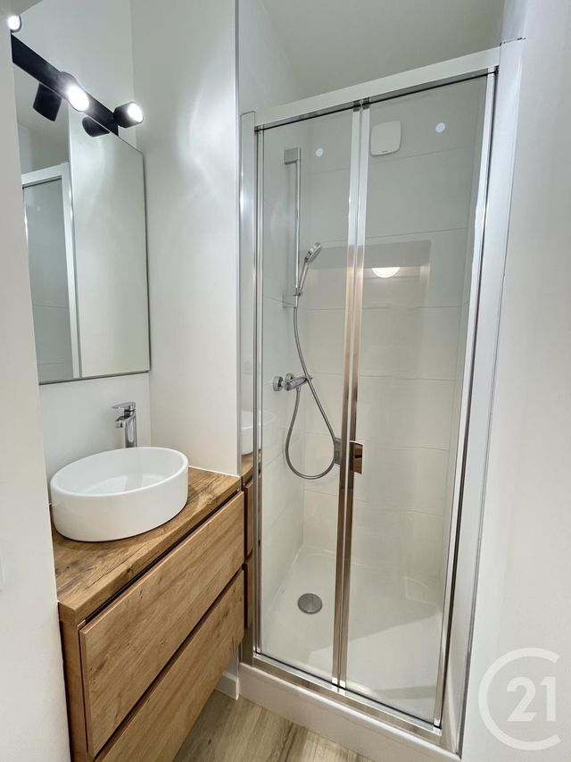 Appartement F2 à louer - 2 pièces - 34.0 m2 - AIX LES BAINS - 73 - RHONE-ALPES - Century 21 Alp-Immo-Confiance