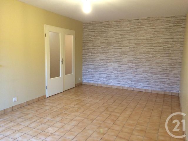 Appartement T2 à louer - 2 pièces - 50.62 m2 - ST ALBAN LEYSSE - 73 - RHONE-ALPES - Century 21 Alp-Immo-Confiance