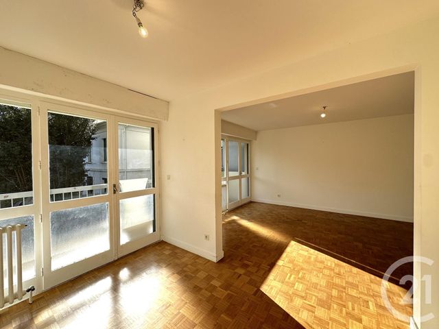 Appartement T3 à louer - 3 pièces - 77.23 m2 - AIX LES BAINS - 73 - RHONE-ALPES - Century 21 Alp-Immo-Confiance