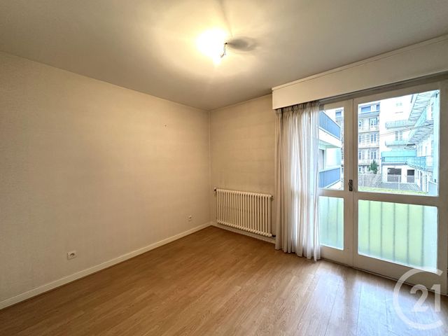 Appartement T3 à louer - 3 pièces - 77.23 m2 - AIX LES BAINS - 73 - RHONE-ALPES - Century 21 Alp-Immo-Confiance