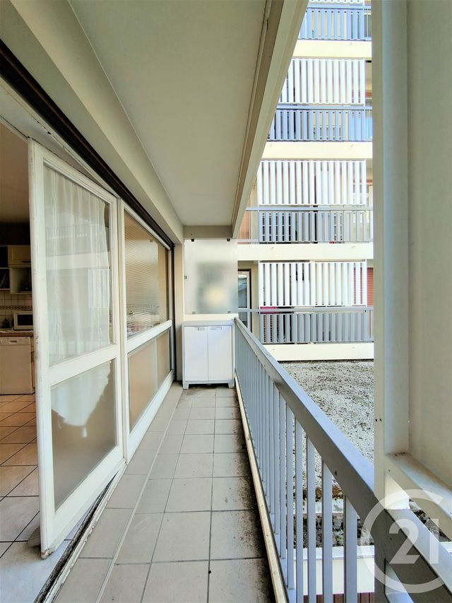 Appartement T3 à louer - 3 pièces - 77.23 m2 - AIX LES BAINS - 73 - RHONE-ALPES - Century 21 Alp-Immo-Confiance