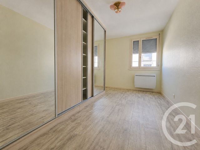 Appartement T3 à vendre - 4 pièces - 82.86 m2 - AIX LES BAINS - 73 - RHONE-ALPES - Century 21 Alp-Immo-Confiance