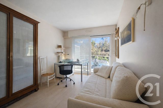 Appartement T4 à vendre - 4 pièces - 118.05 m2 - AIX LES BAINS - 73 - RHONE-ALPES - Century 21 Alp-Immo-Confiance
