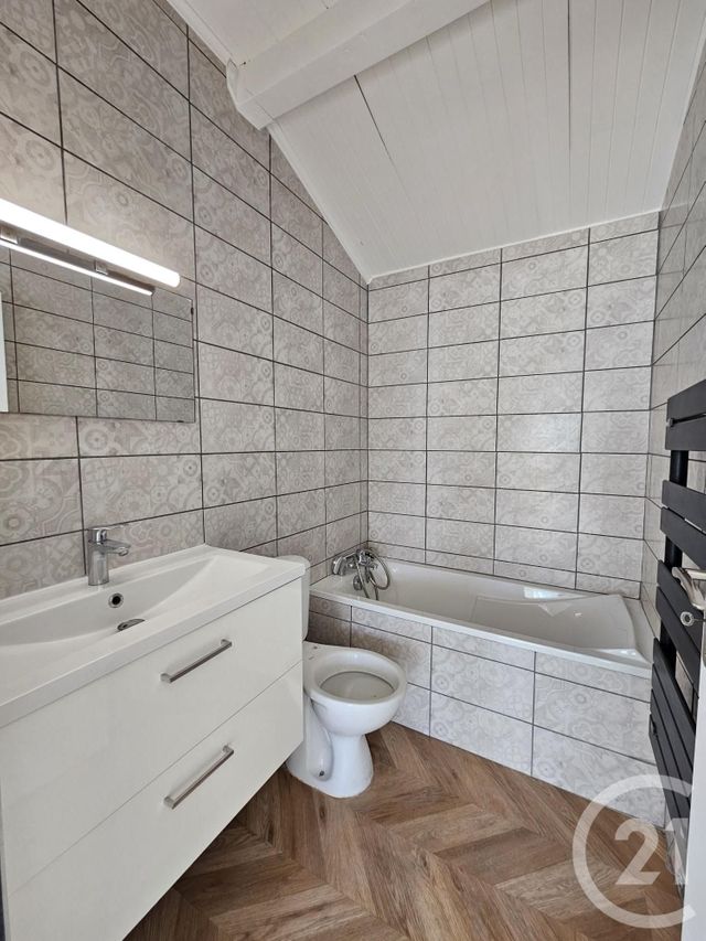 Appartement Studio à louer - 1 pièce - 25.91 m2 - AIX LES BAINS - 73 - RHONE-ALPES - Century 21 Alp-Immo-Confiance