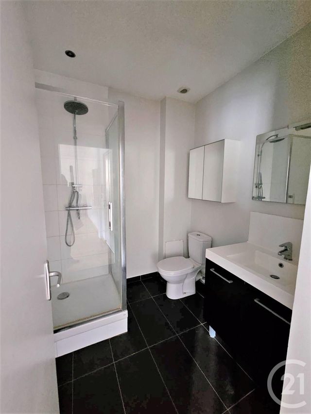 Appartement T2 à louer - 2 pièces - 43.92 m2 - AIX LES BAINS - 73 - RHONE-ALPES - Century 21 Alp-Immo-Confiance