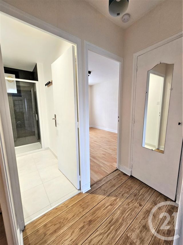 Appartement T3 à louer - 3 pièces - 63.07 m2 - CHAMBERY - 73 - RHONE-ALPES - Century 21 Alp-Immo-Confiance