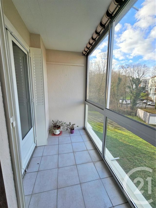 Appartement T3 à louer - 3 pièces - 63.07 m2 - CHAMBERY - 73 - RHONE-ALPES - Century 21 Alp-Immo-Confiance