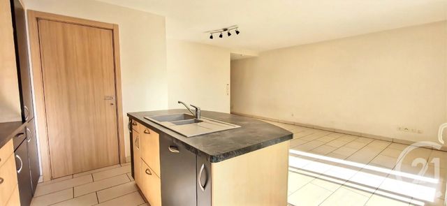 Appartement T3 à vendre - 3 pièces - 70.17 m2 - GRESY SUR AIX - 73 - RHONE-ALPES - Century 21 Alp-Immo-Confiance