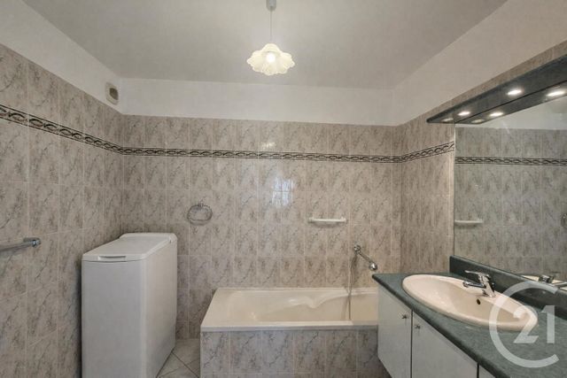 Appartement T4 à vendre - 4 pièces - 88.27 m2 - AIX LES BAINS - 73 - RHONE-ALPES - Century 21 Alp-Immo-Confiance