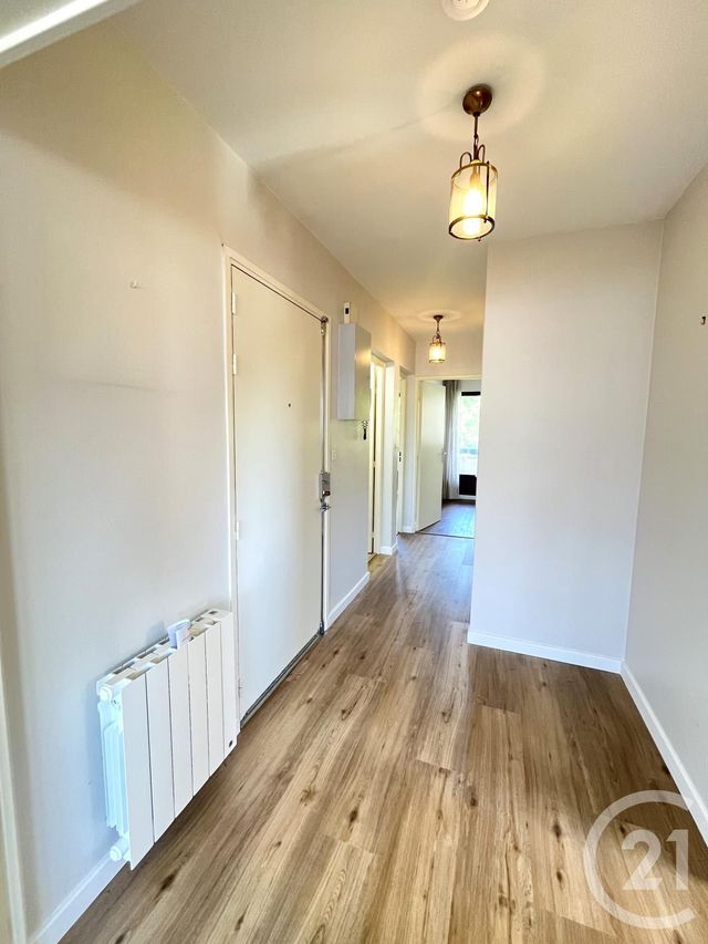 Appartement T3 à louer - 3 pièces - 69.71 m2 - AIX LES BAINS - 73 - RHONE-ALPES - Century 21 Alp-Immo-Confiance