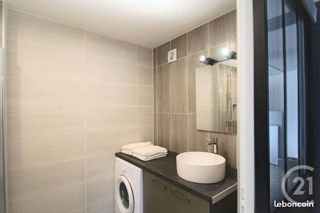 Appartement T3 à louer - 3 pièces - 61.35 m2 - AIX LES BAINS - 73 - RHONE-ALPES - Century 21 Alp-Immo-Confiance