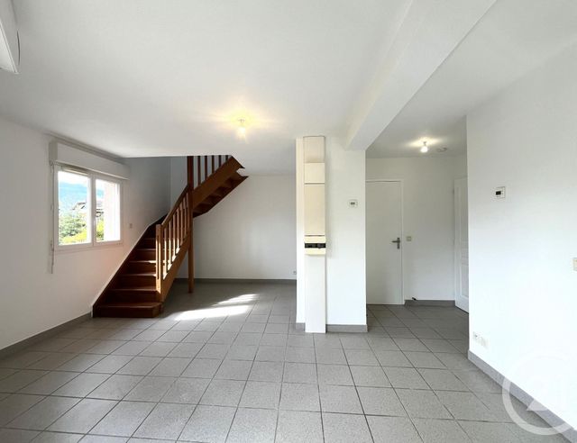 Appartement F3 à louer - 3 pièces - 64.43 m2 - SERRIERES EN CHAUTAGNE - 73 - RHONE-ALPES - Century 21 Alp-Immo-Confiance