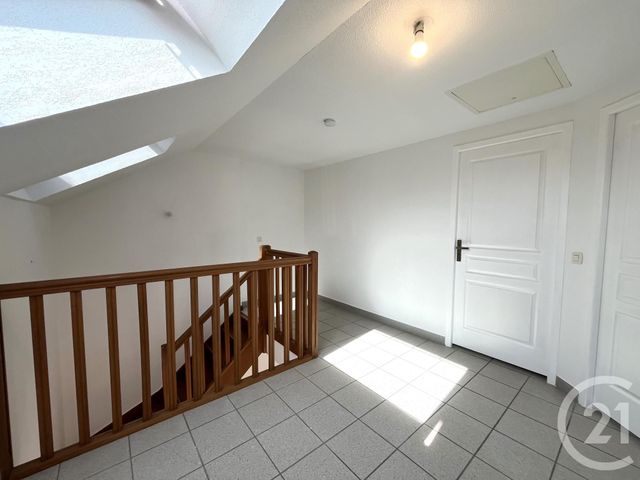 Appartement F3 à louer - 3 pièces - 64.43 m2 - SERRIERES EN CHAUTAGNE - 73 - RHONE-ALPES - Century 21 Alp-Immo-Confiance