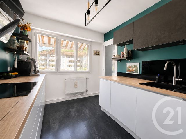 Appartement T4 à vendre - 5 pièces - 103.24 m2 - AIX LES BAINS - 73 - RHONE-ALPES - Century 21 Alp-Immo-Confiance