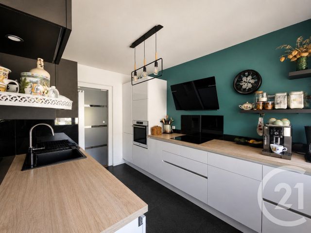 Appartement T4 à vendre - 5 pièces - 103.24 m2 - AIX LES BAINS - 73 - RHONE-ALPES - Century 21 Alp-Immo-Confiance