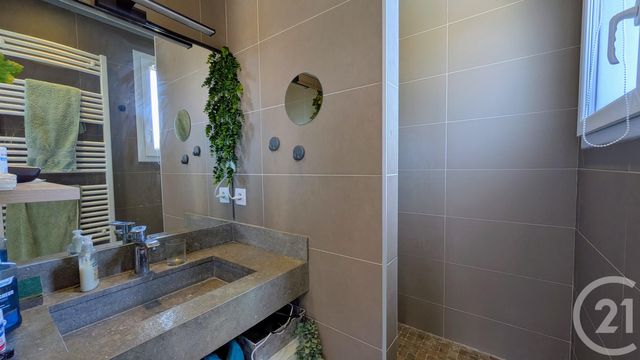 Appartement T2 à vendre - 2 pièces - 45.69 m2 - AIX LES BAINS - 73 - RHONE-ALPES - Century 21 Alp-Immo-Confiance