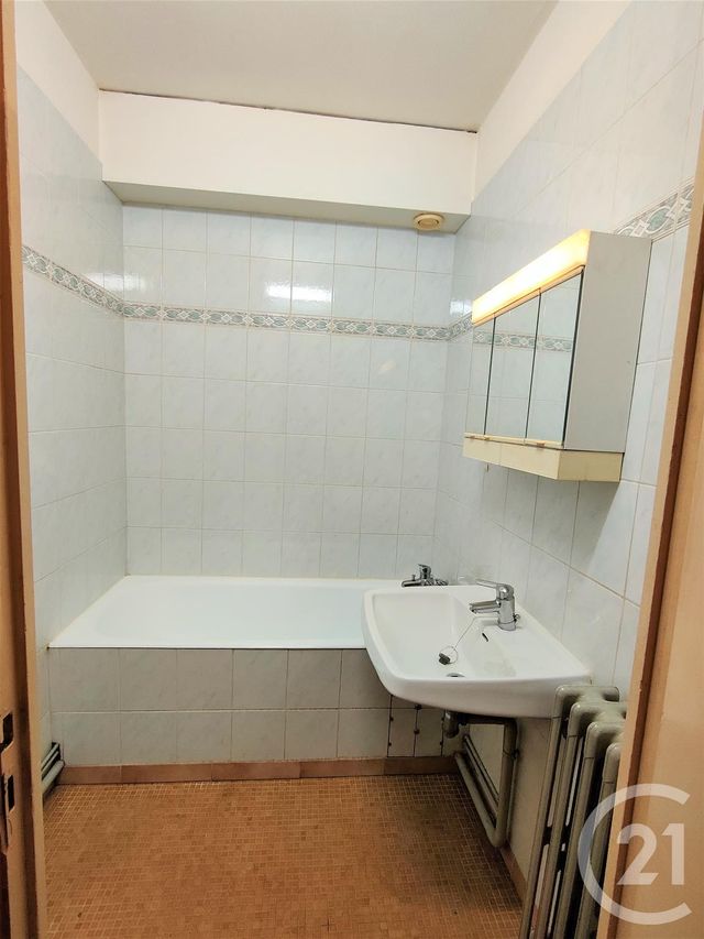 Appartement T1 à louer - 1 pièce - 30.07 m2 - AIX LES BAINS - 73 - RHONE-ALPES - Century 21 Alp-Immo-Confiance