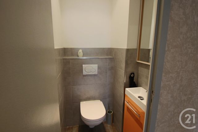 Appartement T2 à louer - 2 pièces - 45.82 m2 - AIX LES BAINS - 73 - RHONE-ALPES - Century 21 Alp-Immo-Confiance