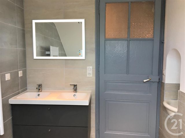 Appartement T3 à louer - 3 pièces - 67.14 m2 - AIX LES BAINS - 73 - RHONE-ALPES - Century 21 Alp-Immo-Confiance