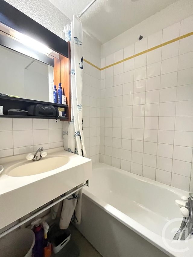 Appartement Studio à louer - 1 pièce - 19.0 m2 - LE BOURGET DU LAC - 73 - RHONE-ALPES - Century 21 Alp-Immo-Confiance