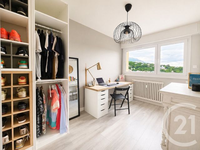 Appartement T4 à vendre - 4 pièces - 75.45 m2 - AIX LES BAINS - 73 - RHONE-ALPES - Century 21 Alp-Immo-Confiance