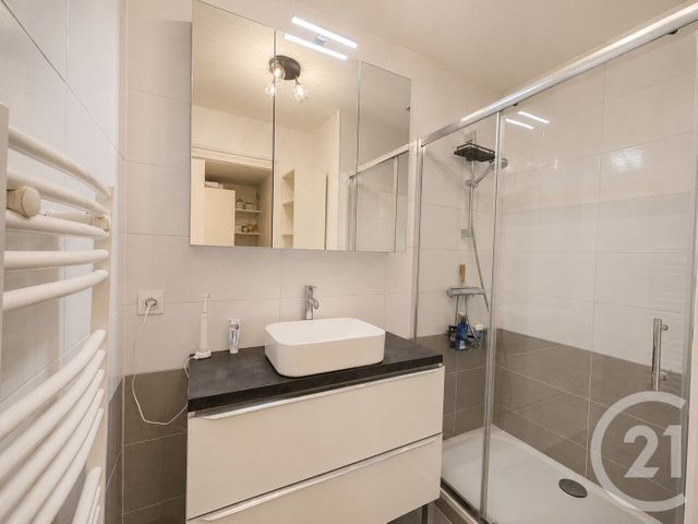 Appartement T2 à vendre - 2 pièces - 65.31 m2 - AIX LES BAINS - 73 - RHONE-ALPES - Century 21 Alp-Immo-Confiance