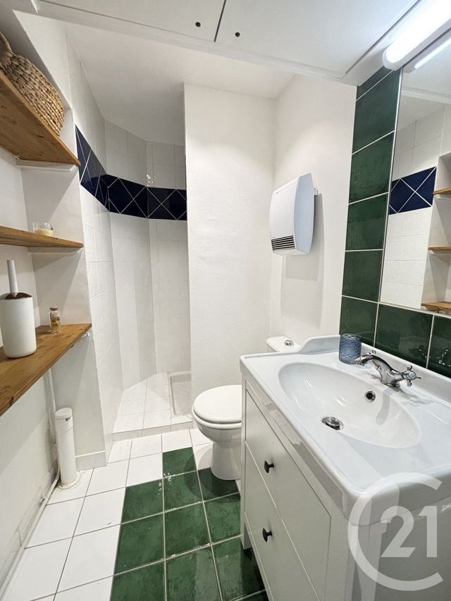 Appartement T2 à louer - 2 pièces - 34.63 m2 - CHAMBERY - 73 - RHONE-ALPES - Century 21 Alp-Immo-Confiance