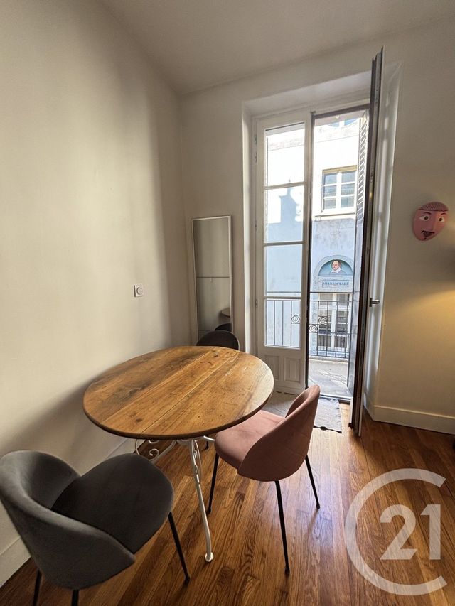 Appartement T2 à louer - 2 pièces - 34.63 m2 - CHAMBERY - 73 - RHONE-ALPES - Century 21 Alp-Immo-Confiance