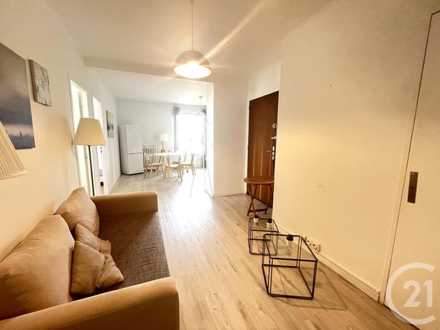 Appartement T3 à louer - 3 pièces - 64.57 m2 - CHAMBERY - 73 - RHONE-ALPES - Century 21 Alp-Immo-Confiance