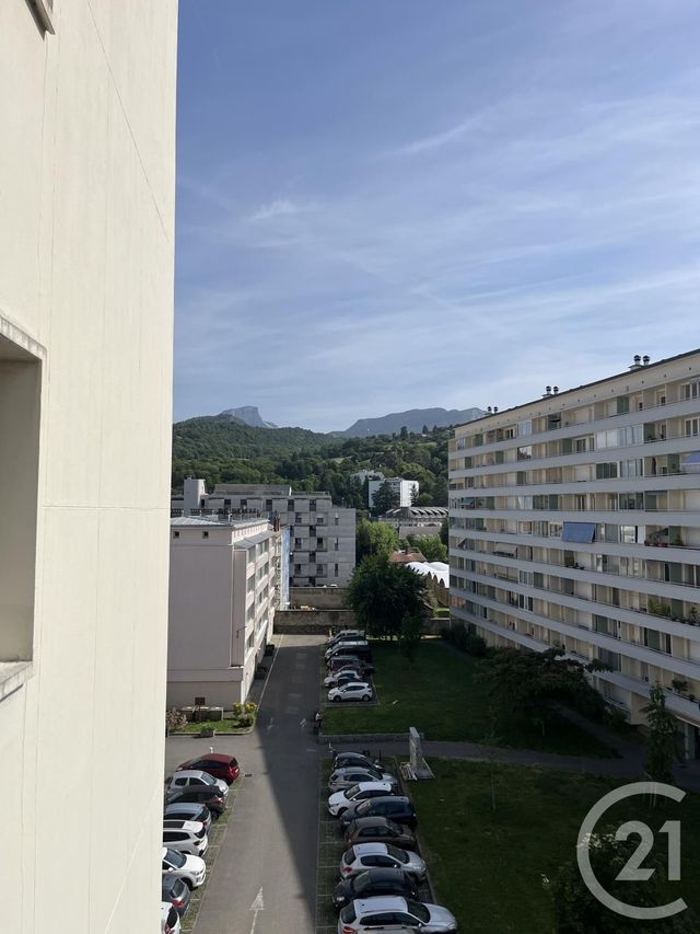 Appartement T3 à louer - 3 pièces - 64.57 m2 - CHAMBERY - 73 - RHONE-ALPES - Century 21 Alp-Immo-Confiance