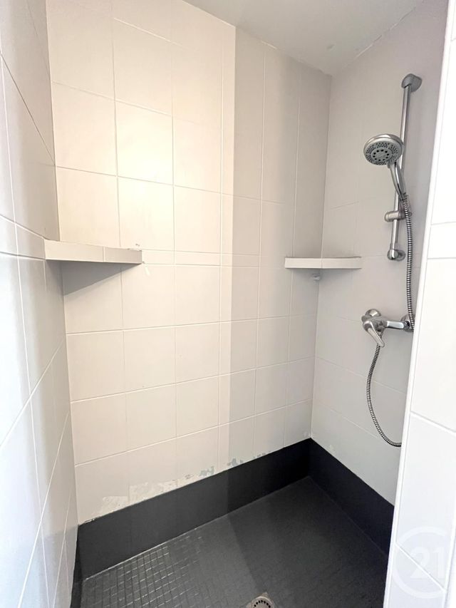 Appartement T2 à louer - 2 pièces - 27.15 m2 - VIVIERS DU LAC - 73 - RHONE-ALPES - Century 21 Alp-Immo-Confiance