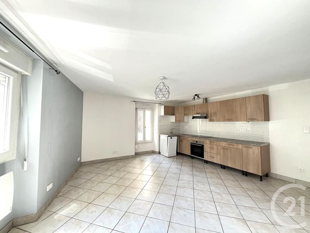 Appartement à louer - 3 pièces - 51.2 m2 - AIX LES BAINS - 73 - RHONE-ALPES - Century 21 Alp-Immo-Confiance
