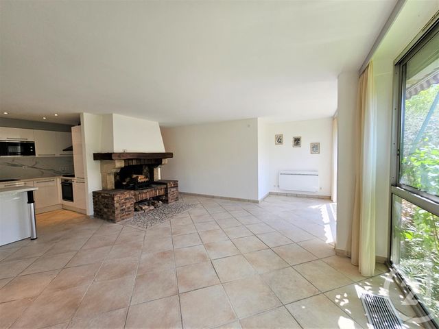 Appartement T3 à louer - 3 pièces - 77.33 m2 - AIX LES BAINS - 73 - RHONE-ALPES - Century 21 Alp-Immo-Confiance