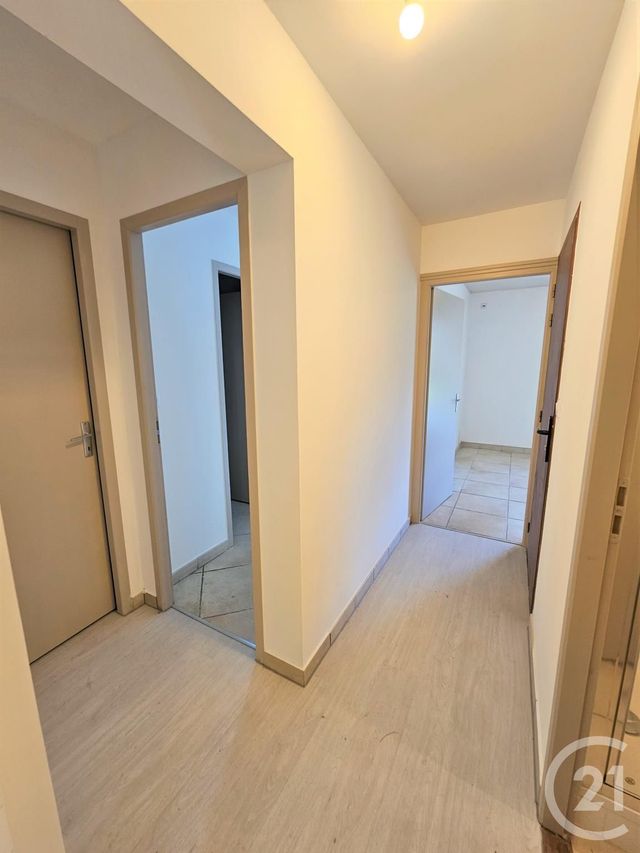 Appartement T3 à louer - 3 pièces - 77.33 m2 - AIX LES BAINS - 73 - RHONE-ALPES - Century 21 Alp-Immo-Confiance