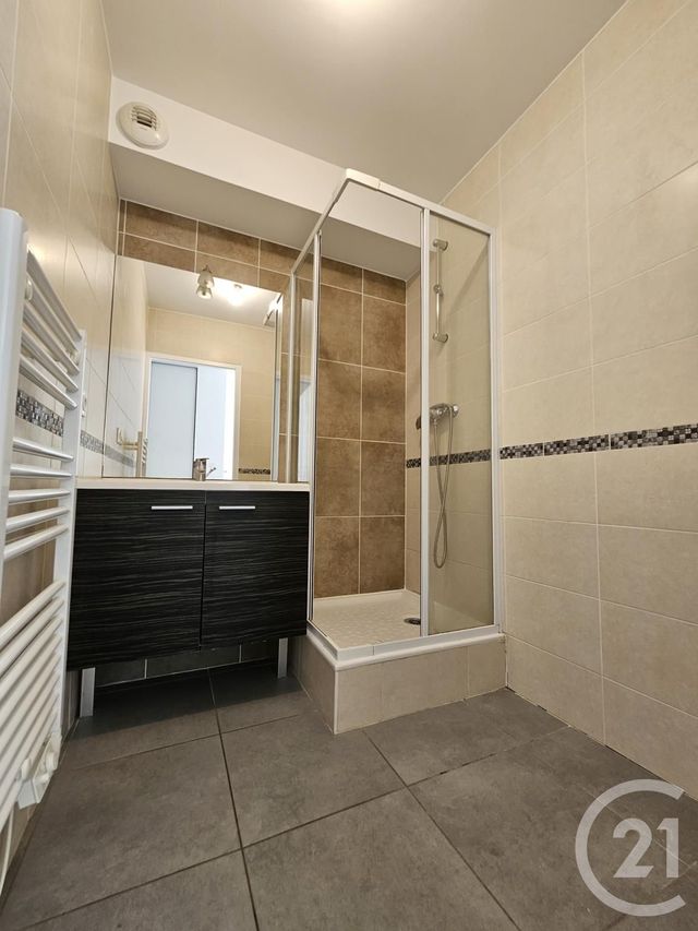 Appartement T2 à louer - 2 pièces - 46.0 m2 - AIX LES BAINS - 73 - RHONE-ALPES - Century 21 Alp-Immo-Confiance
